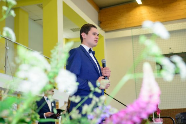 Jubileusz 100-lecia Szkoły - „Wspomnień czar” - część artystyczna podczas uroczystych obchodów Jubileuszu Szkoły